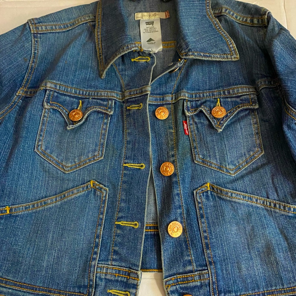 Levi light washed Denim Jacket